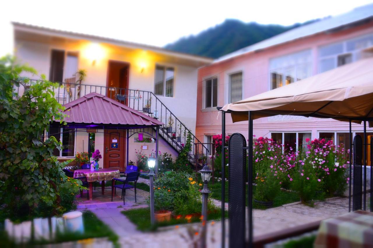 House In เมสเตีย ภายนอก รูปภาพ